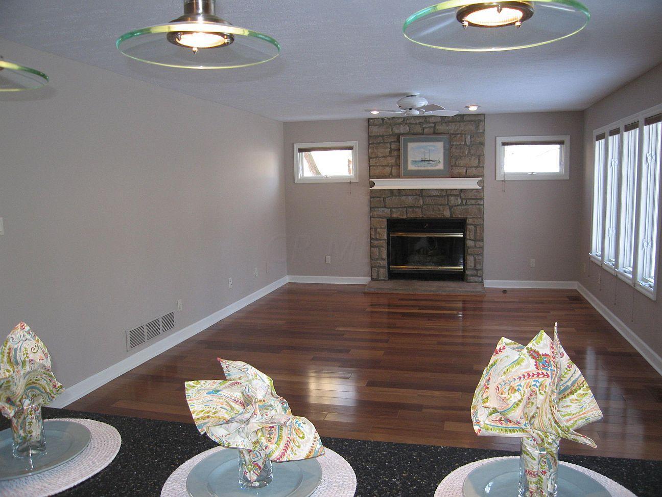 1608 Barrington Road Columbus, OH 43221 - Photo 5 of 27