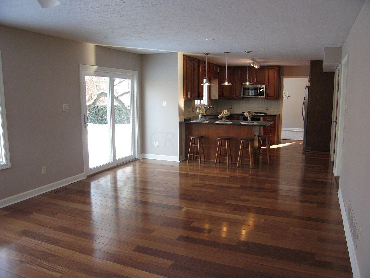 1608 Barrington Road Columbus, OH 43221 - Photo 7 of 27