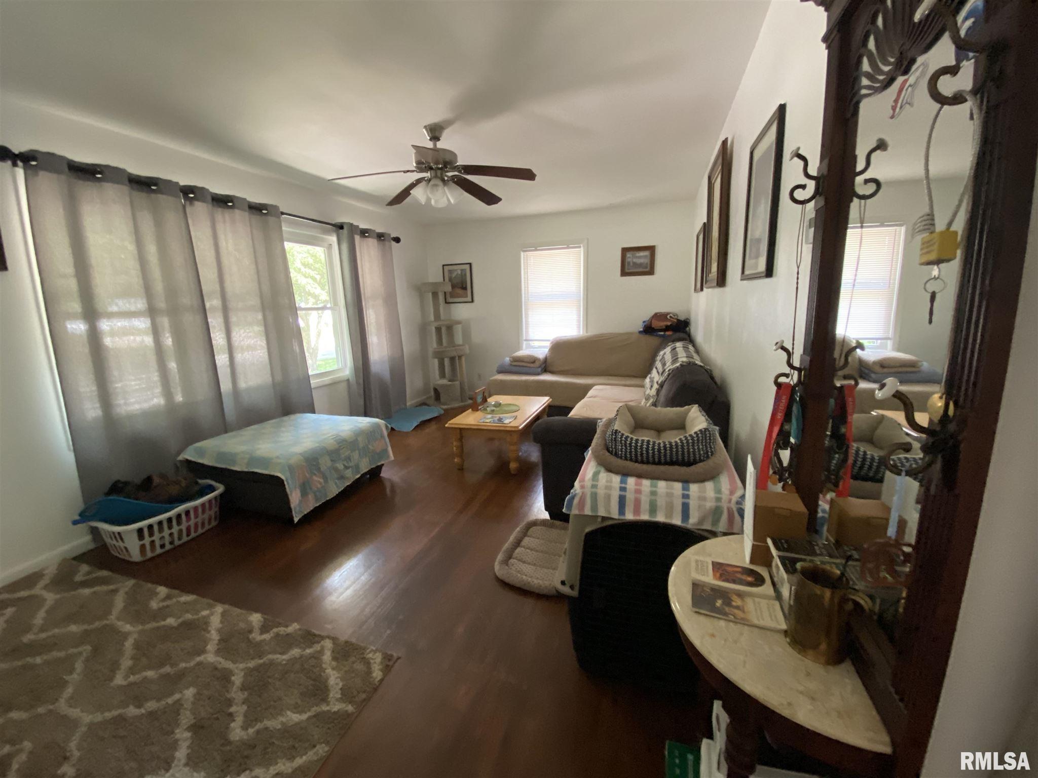 3330 Stanton Street Springfield, IL 62703 - Photo 5 of 31 Gallery Image 5