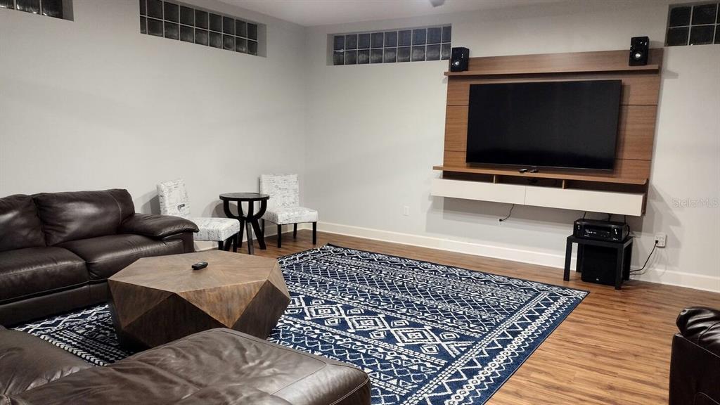 4250 Swift Road Sarasota, FL 34231 - Photo 7 of 23