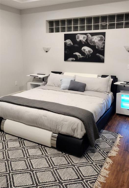 4250 Swift Road Sarasota, FL 34231 - Photo 10 of 23