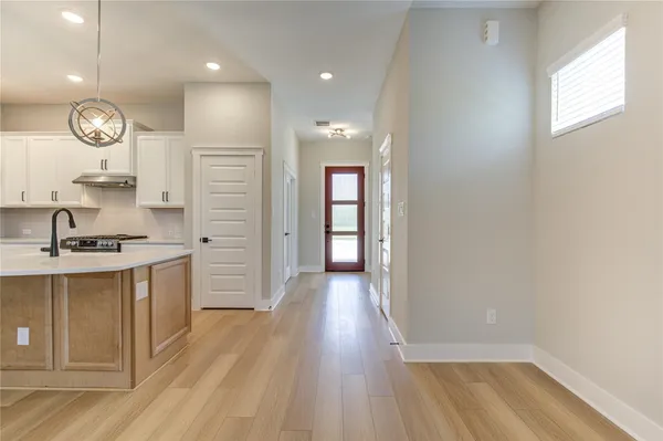 $2,790 | 18515 Parkland Row Drive, Cypress, TX 77433