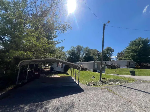 $239,000 | 1005 Turkey Court, Ashland, KY 41102
