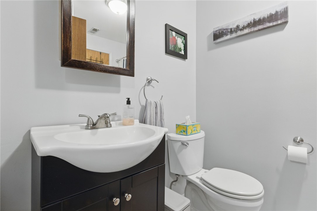 5 A Salmon Run Parma, NY 14468 - Photo 15 of 26