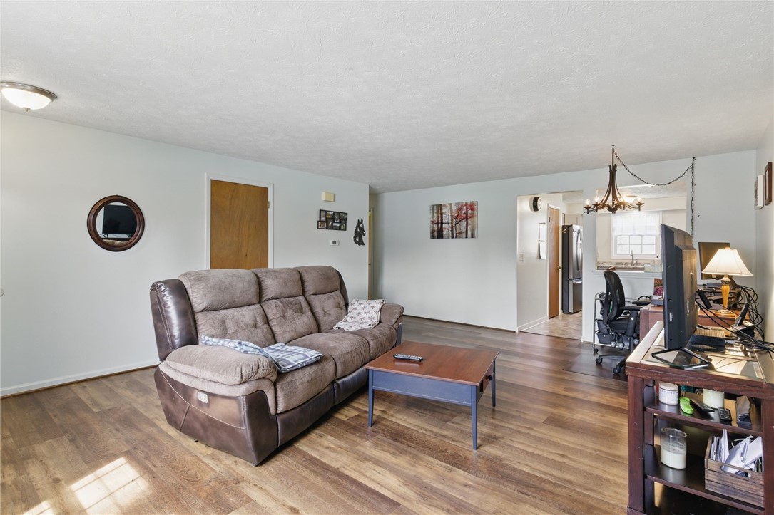 5 A Salmon Run Parma, NY 14468 - Photo 3 of 26