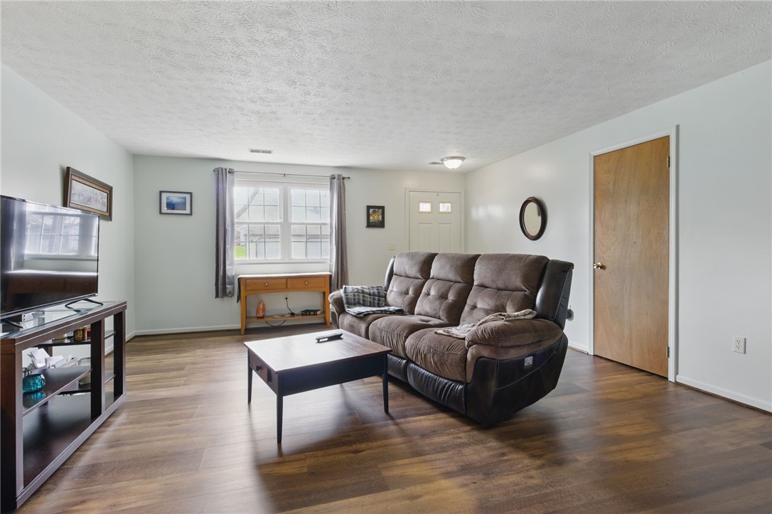 5 A Salmon Run Parma, NY 14468 - Photo 4 of 26