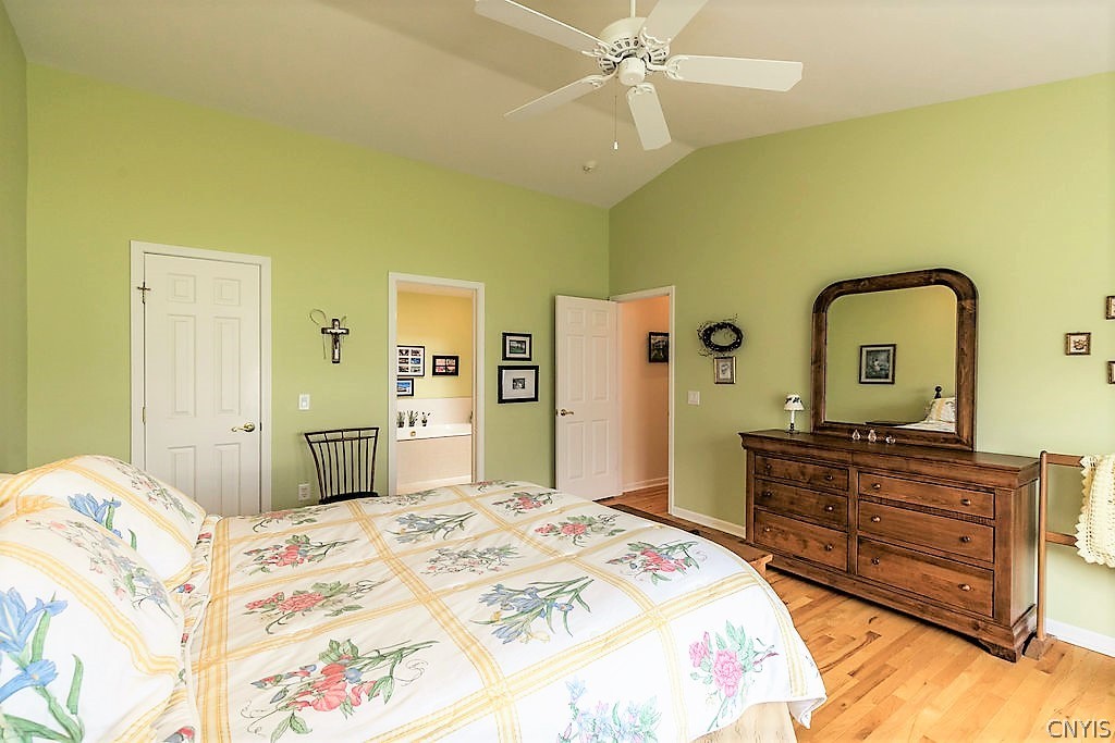 231 Oarlock Circle Manlius, NY 13057 - Photo 20 of 35