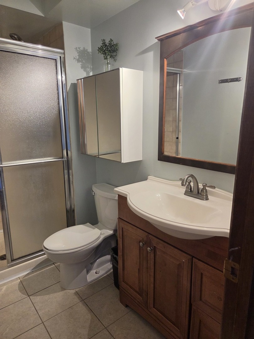 1907 West Golf Road, Unit 1B Mount Prospect, IL 60056 - Photo 11 of 23