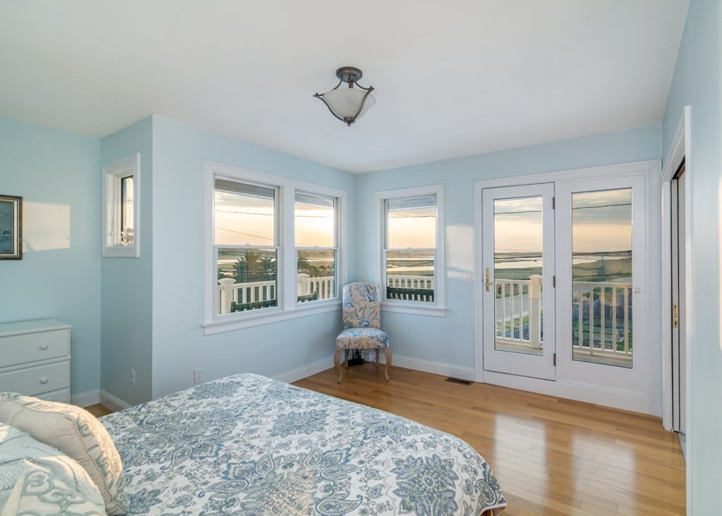 98 Central Avenue Scituate, MA 02066 - Photo 15 of 35