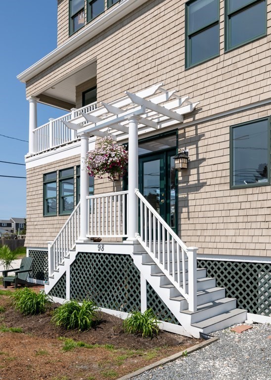 98 Central Avenue Scituate, MA 02066 - Photo 27 of 35