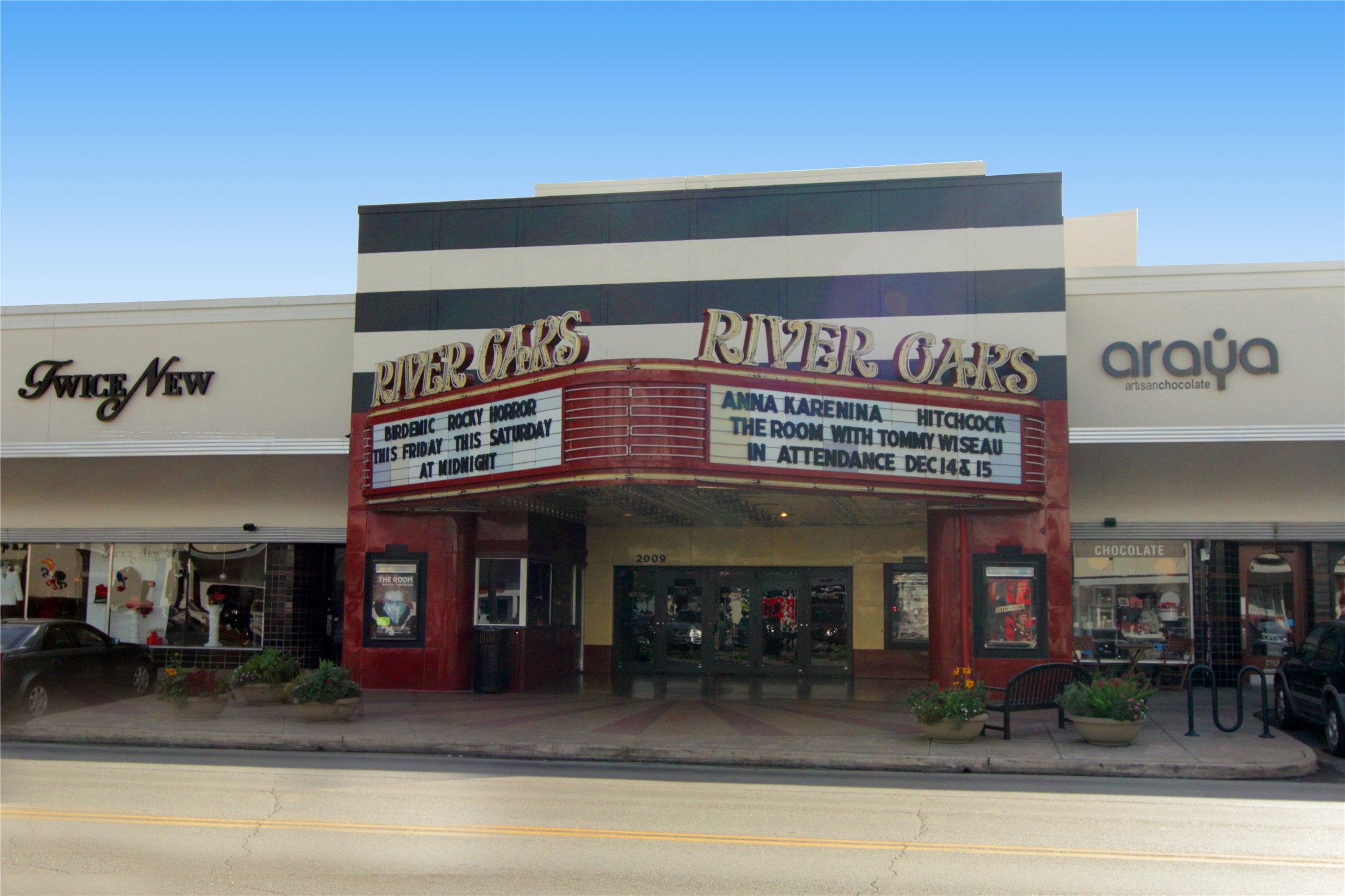 3333 Allen Parkway, Unit 1609 Houston, TX 77019 - Photo 32 of 33 The newly renovated River Oaks Theater combines dining and cocktails with eclectic fun movie options to enjoy.