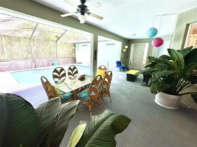 a view of a tennis court