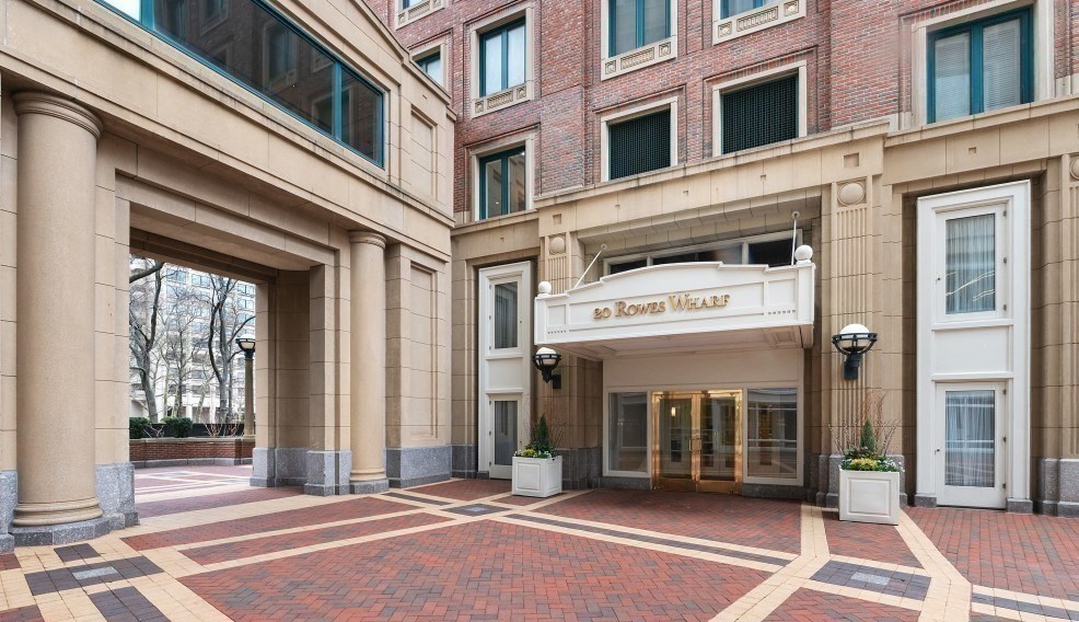 20 Rowes Wharf, Unit PH4 Boston, MA 02110 - Photo 17 of 24 a view of a building with entrance
