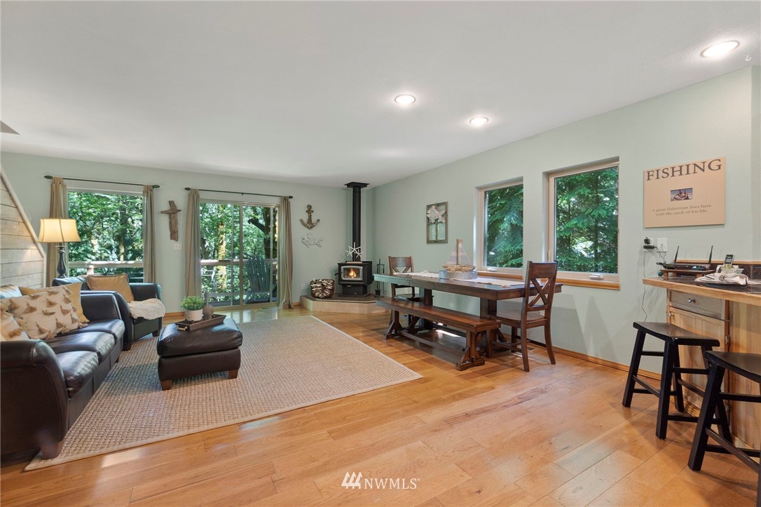 763 East Promontory Road Shelton, WA 98584 - Photo 5 of 35 Gallery Image 5