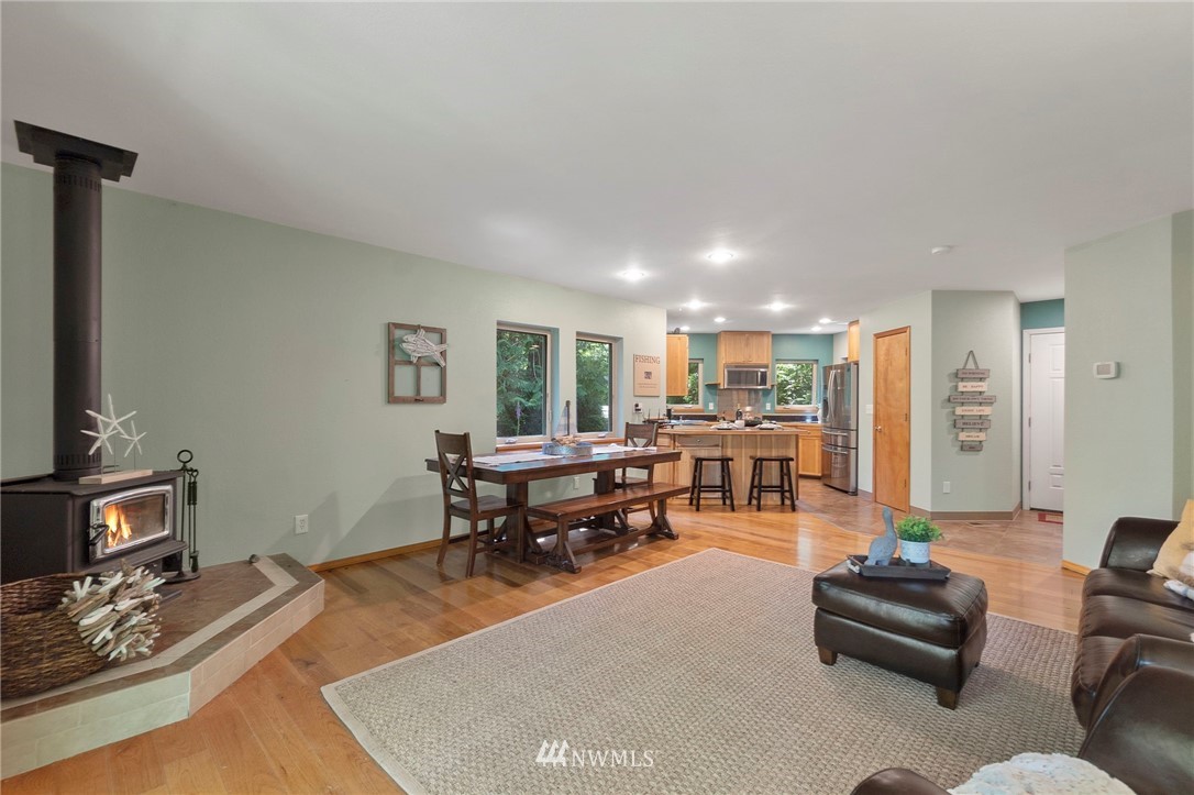 763 East Promontory Road Shelton, WA 98584 - Photo 7 of 35 Gallery Image 7