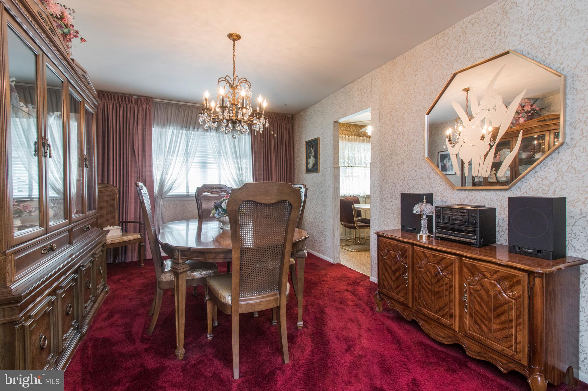 12413 Sweet Briar Road Philadelphia, PA 19154 - Photo 11 of 34 Formal Dining