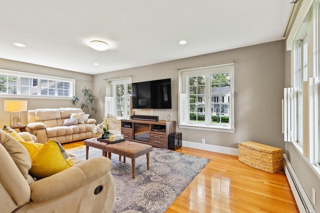 40 Locust Avenue Lexington, MA 02421 - Photo 15 of 42 Gallery Image 15