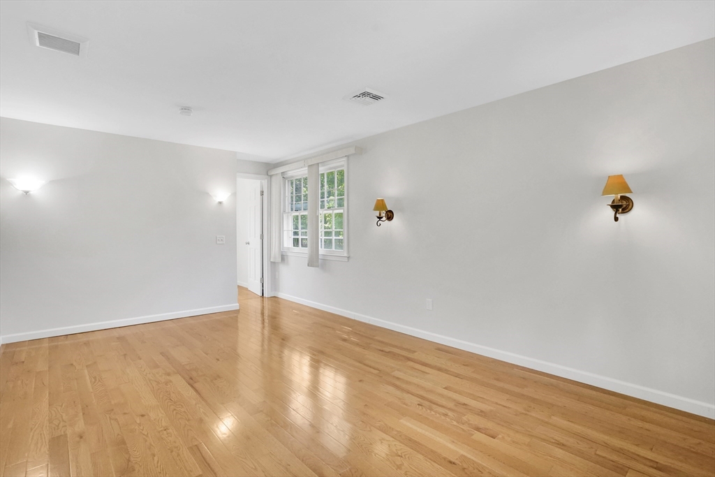 990 Frank Smith Road Longmeadow, MA 01106 - Photo 19 of 42