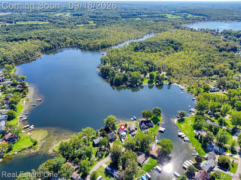 3338 Apache Trail Pinckney, MI 48169 - Photo 2 of 64 Gallery Image 2
