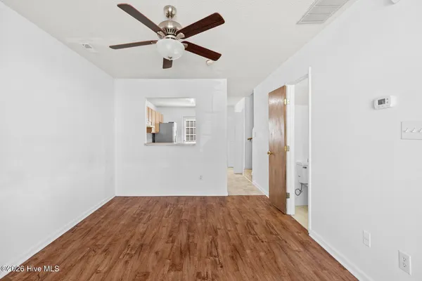 $1,300 | 1080 West Pueblo Drive, Jacksonville, NC 28546