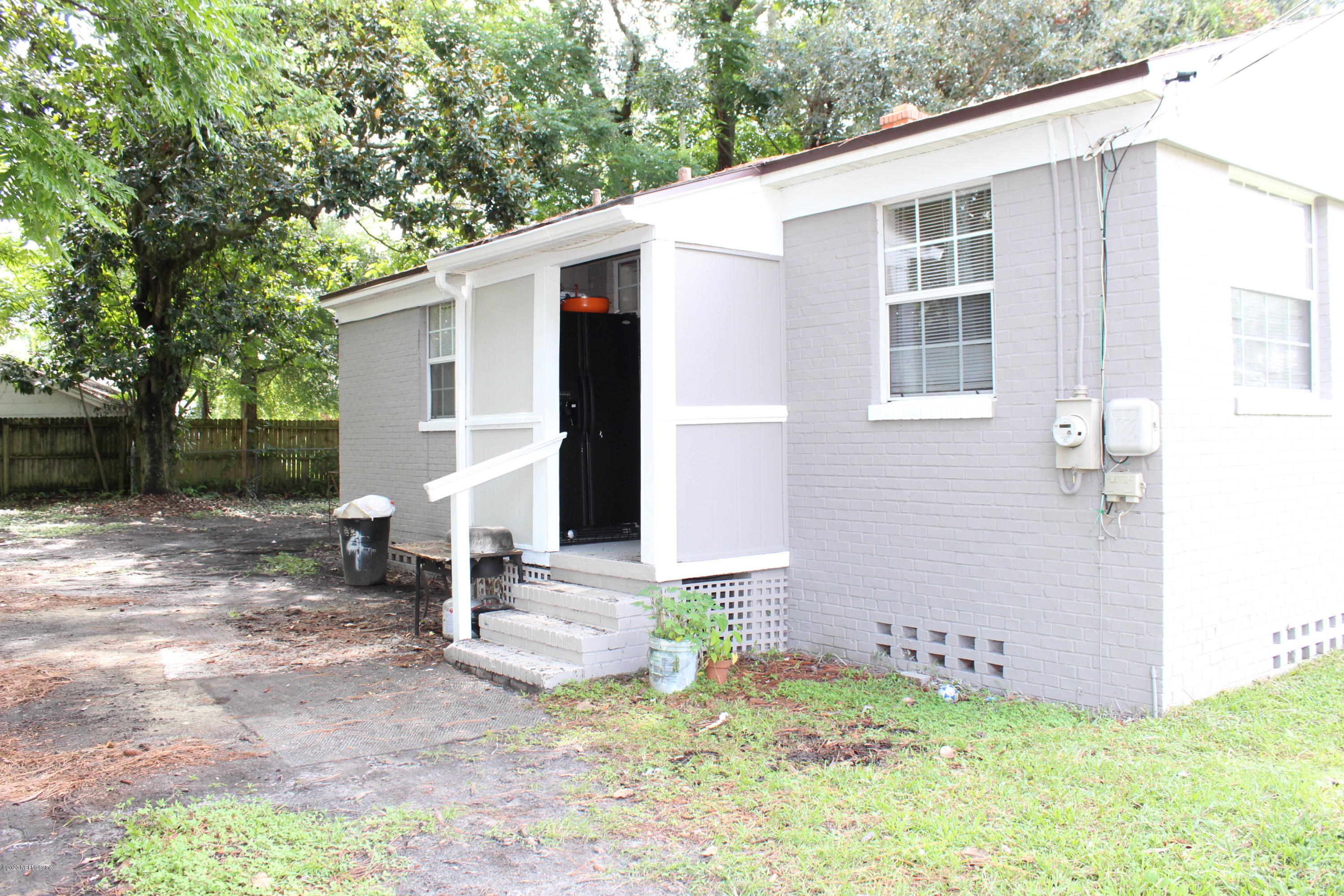 2114 Spring Park Road Jacksonville, FL 32207 - Photo 3 of 16 2114 pic file