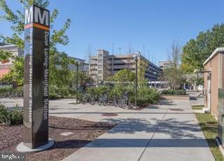 2726 Gallows Road, Unit 110 Vienna, VA 22180 - Photo 25 of 46 a view of a city