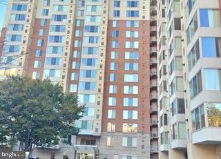 2726 Gallows Road, Unit 110 Vienna, VA 22180 - Photo 46 of 46 a front view of a building