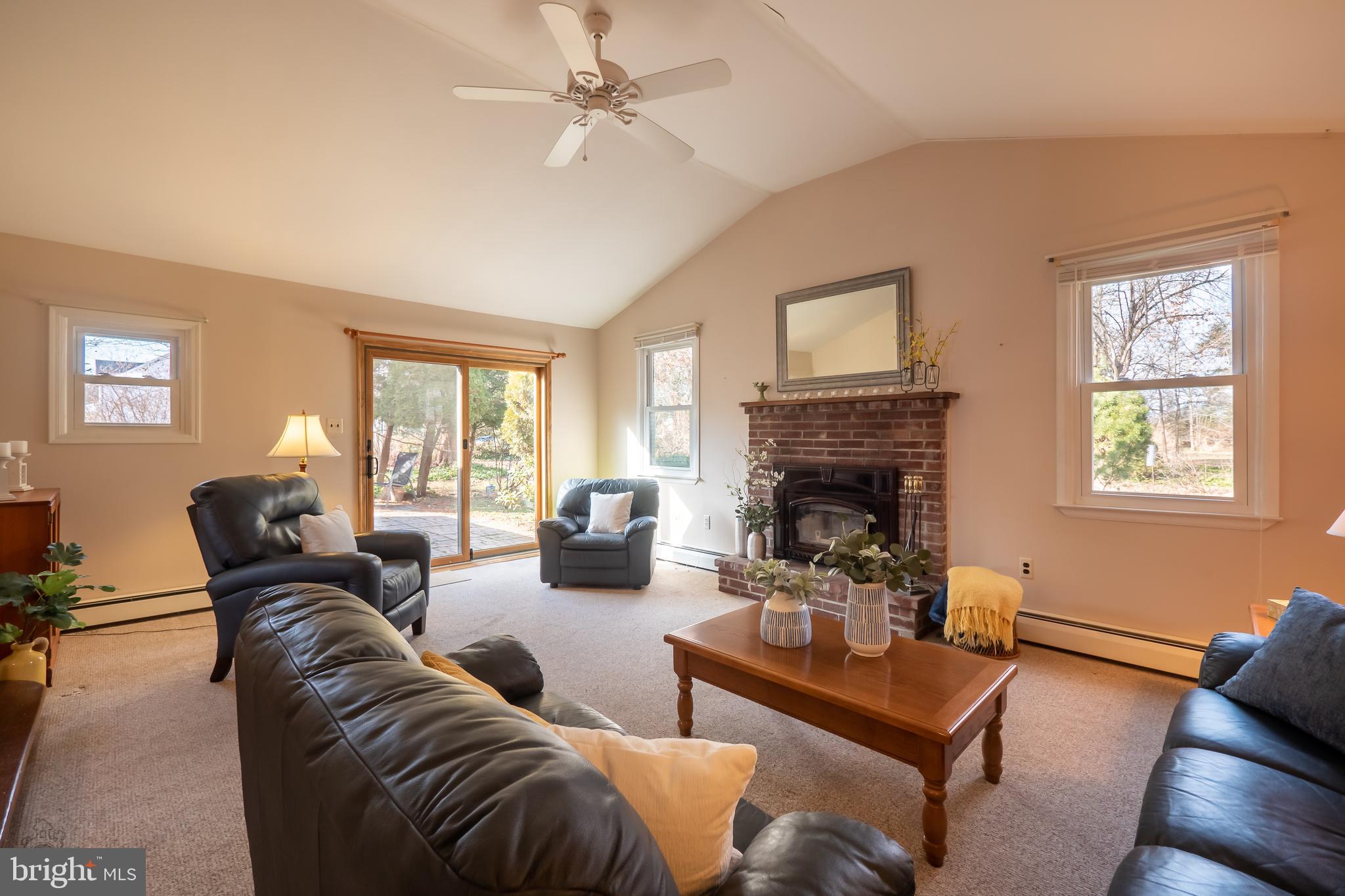 726 Newtown Road Warminster, PA 18974 - Photo 6 of 25 Gallery Image 6