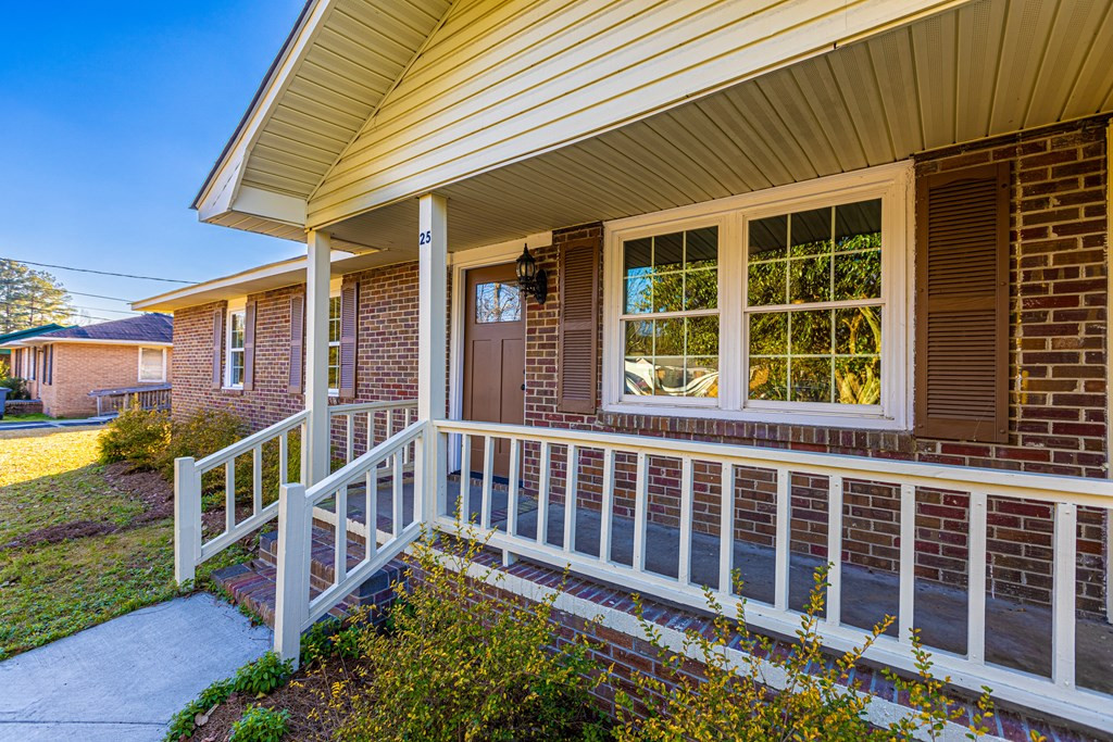 25 Branch Street Manning, SC 29102 - Photo 3 of 59 Gallery Image 3