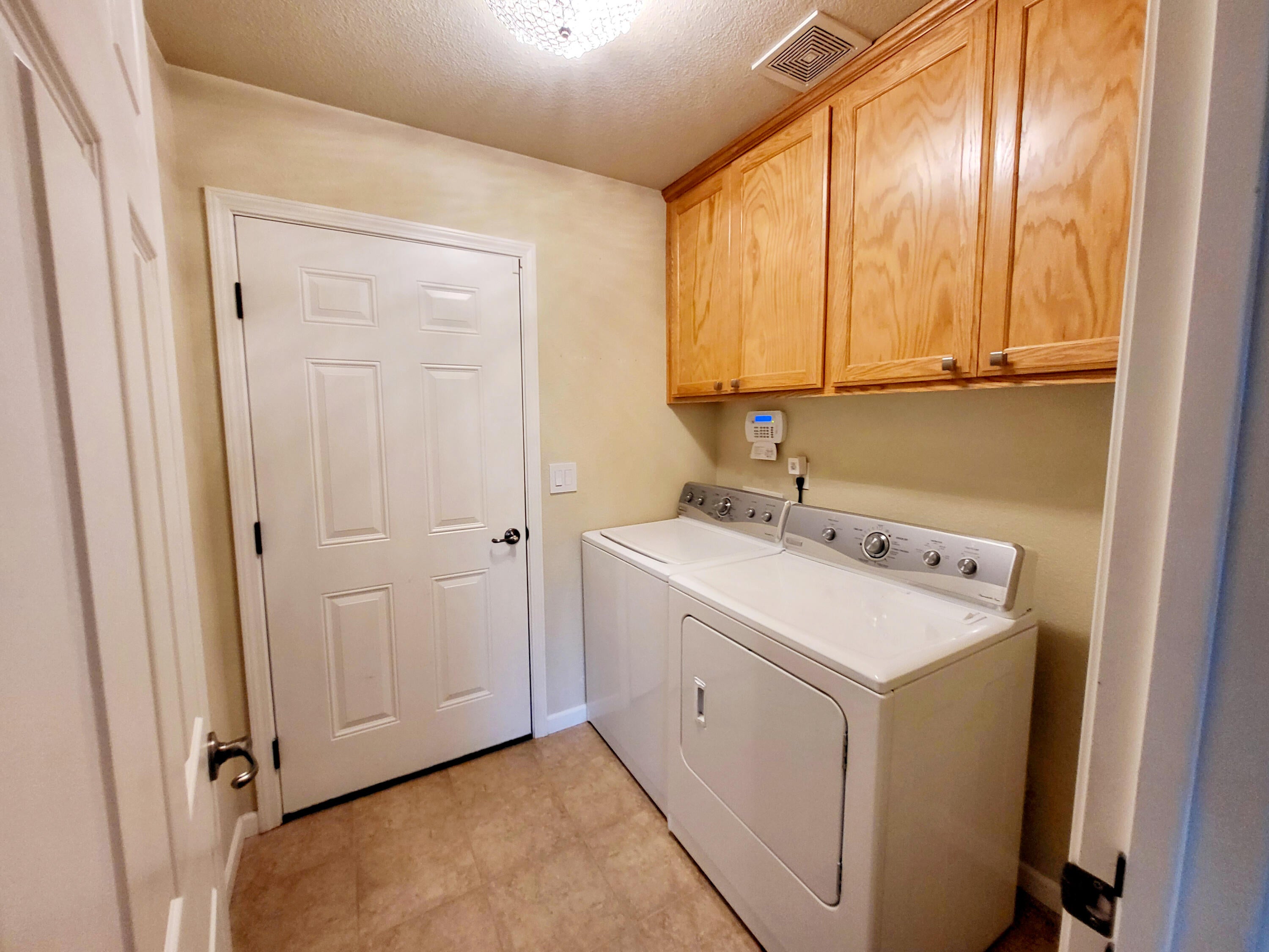 828 Easy Way Central Point, OR 97502 - Photo 40 of 58 40
