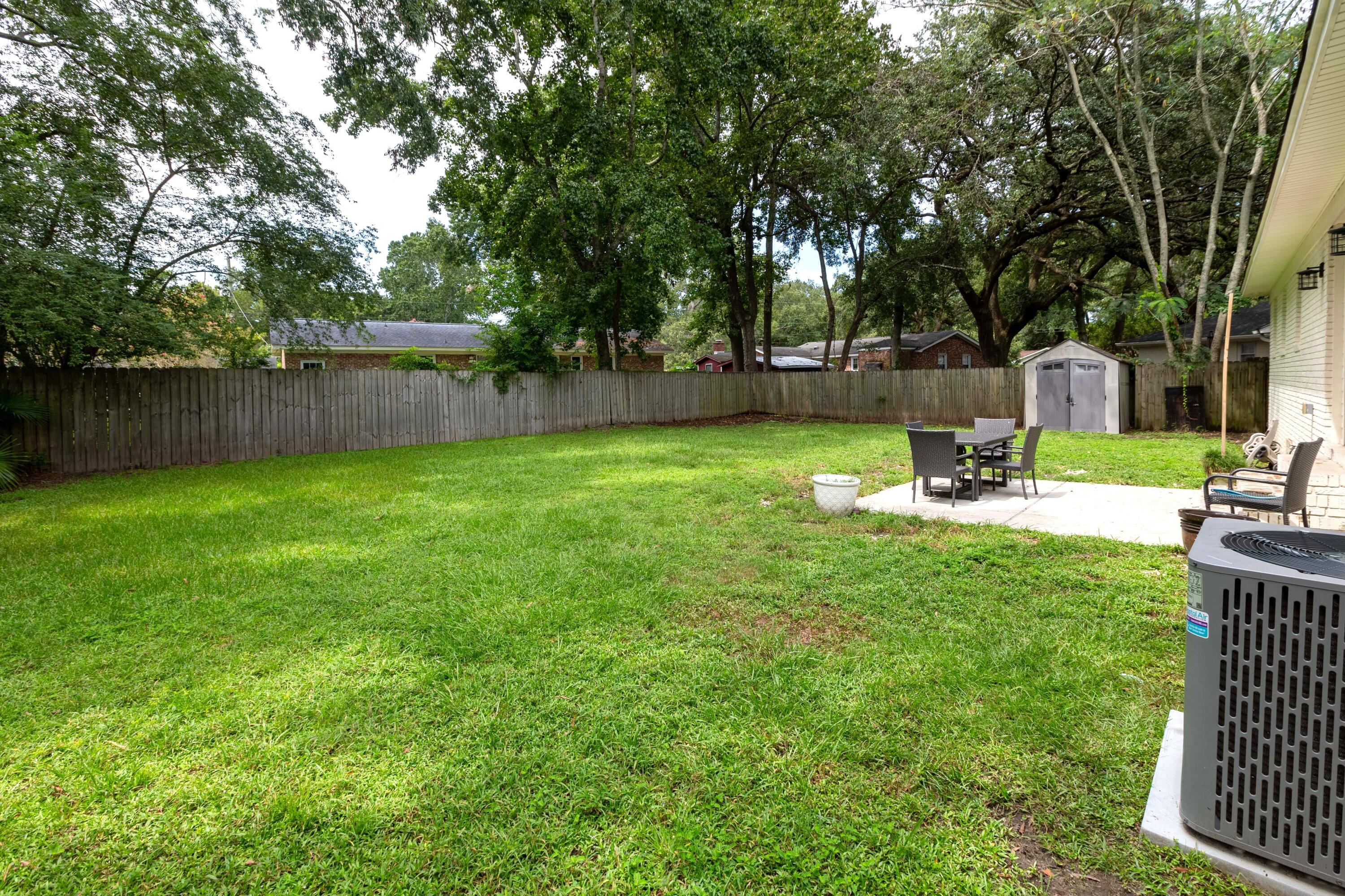 447 Geddes Avenue Charleston, SC 29407 - Photo 31 of 34 447 Geddes Ave_Brett Martin Photography-