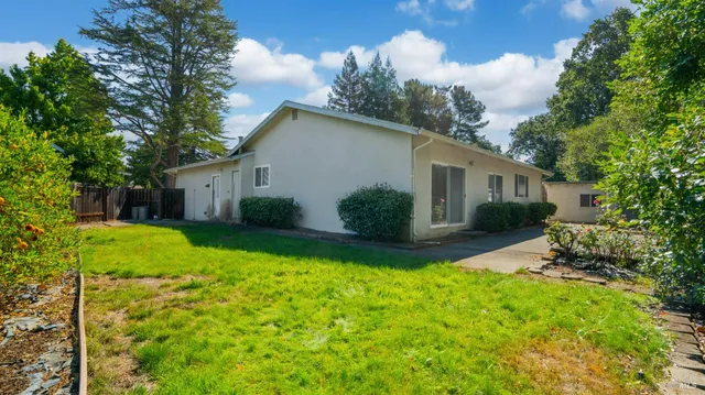 $985,000 | 14 St Paul Circle, Novato, CA 94947