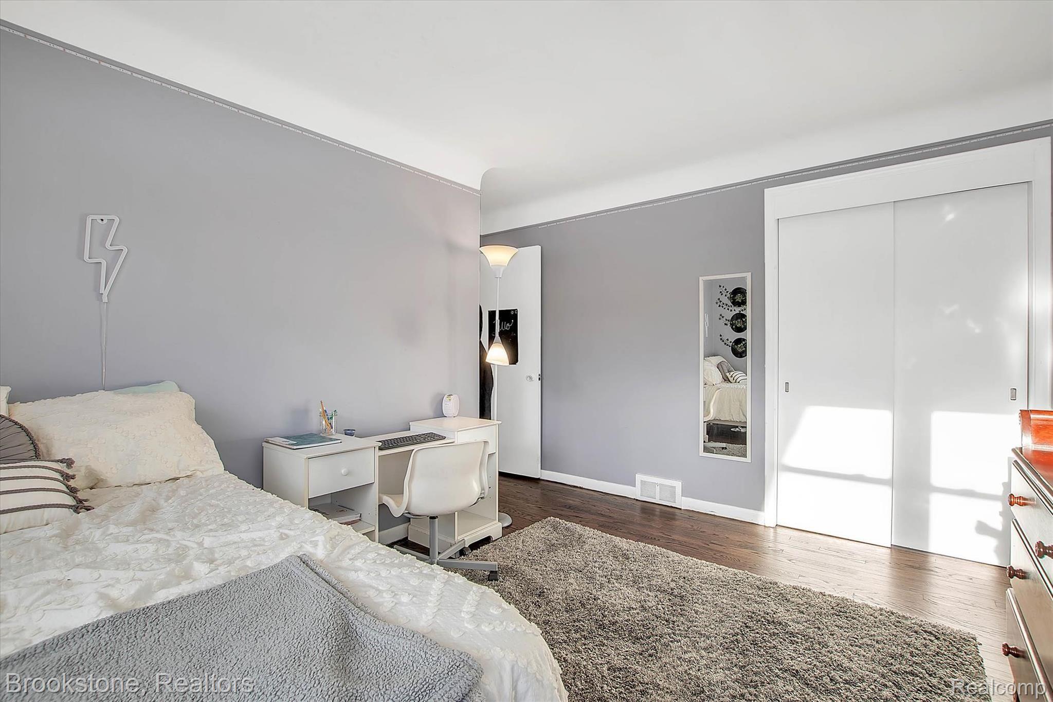 15670 Meadowbrook Road Redford, MI 48239 - Photo 23 of 43 15670 Meadowbrook-WindowStill-Real-Estate-Photography-27.jpg