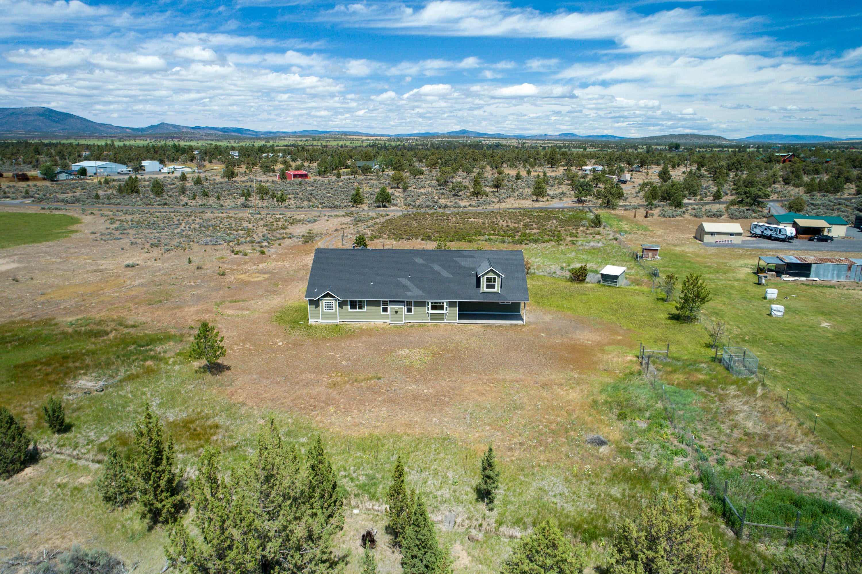 414 Southwest Bent Loop Powell Butte, OR 97753 - Photo 41 of 44 41