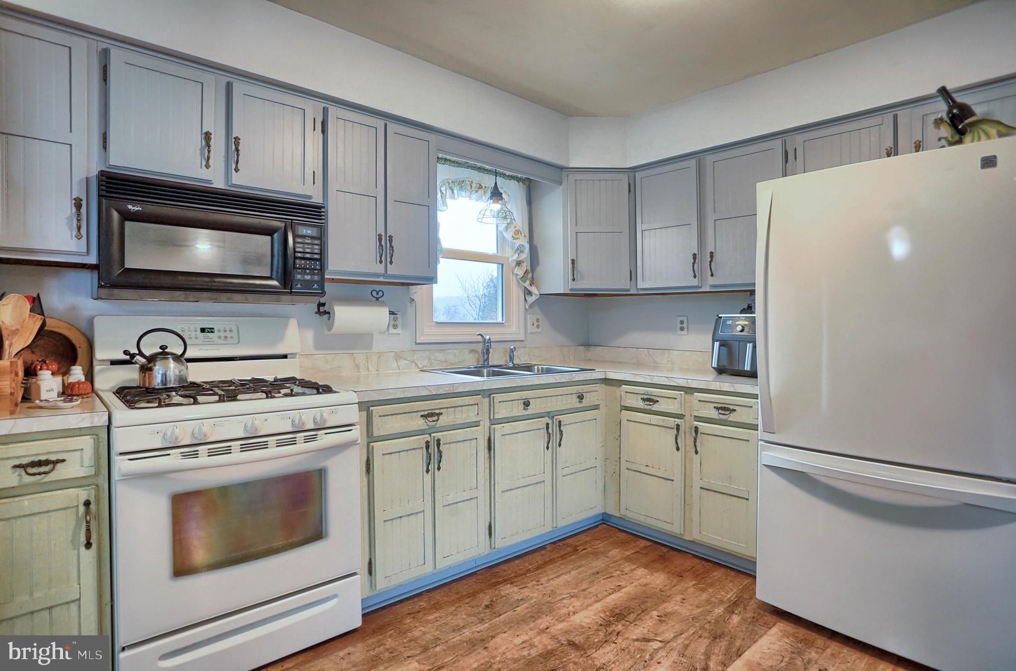 1139 Ridge Road Dillsburg, PA 17019 - Photo 4 of 20