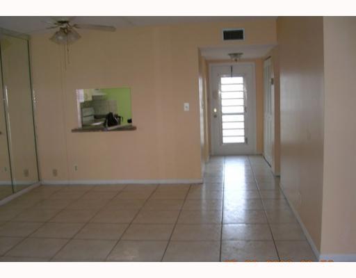 9338 Southwest 3rd Street, Unit 5010 Boca Raton, FL 33428 - Photo 5 of 11 Additional Photo