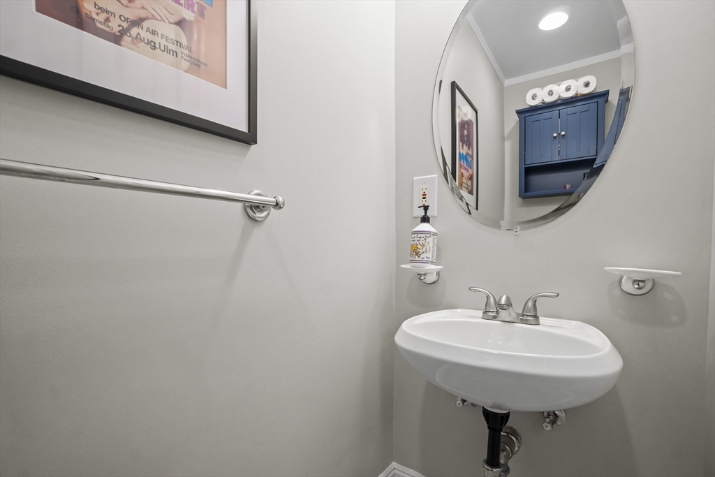 149 Market Street Amesbury, MA 01913 - Photo 20 of 42