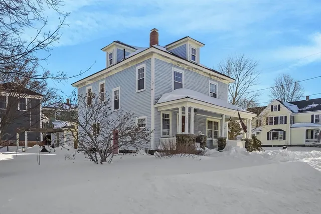 $549,900 | 149 Market Street, Amesbury, MA 01913