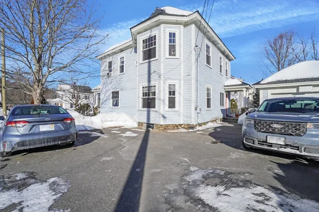 $549,900 | 149 Market Street, Amesbury, MA 01913