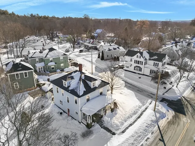 $549,900 | 149 Market Street, Amesbury, MA 01913