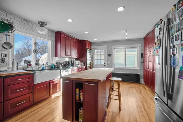 $549,900 | 149 Market Street, Amesbury, MA 01913