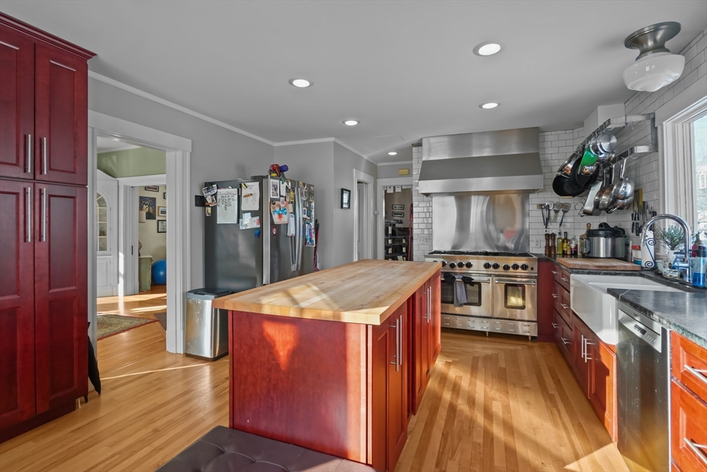 149 Market Street Amesbury, MA 01913 - Photo 8 of 42