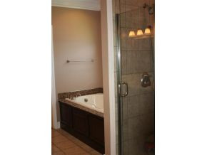 309 Pitt Road Kingsport, TN 37663 - Photo 12 of 24 Master Bath Area