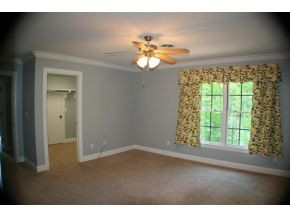 309 Pitt Road Kingsport, TN 37663 - Photo 16 of 24 Bedroom Overlooking Water