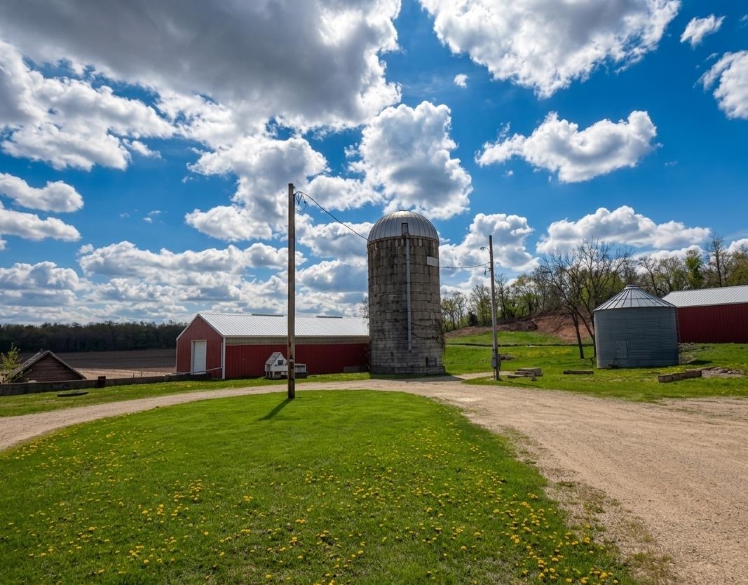 5260 Tower Line Road Marshall, WI 53559 - Photo 9 of 67