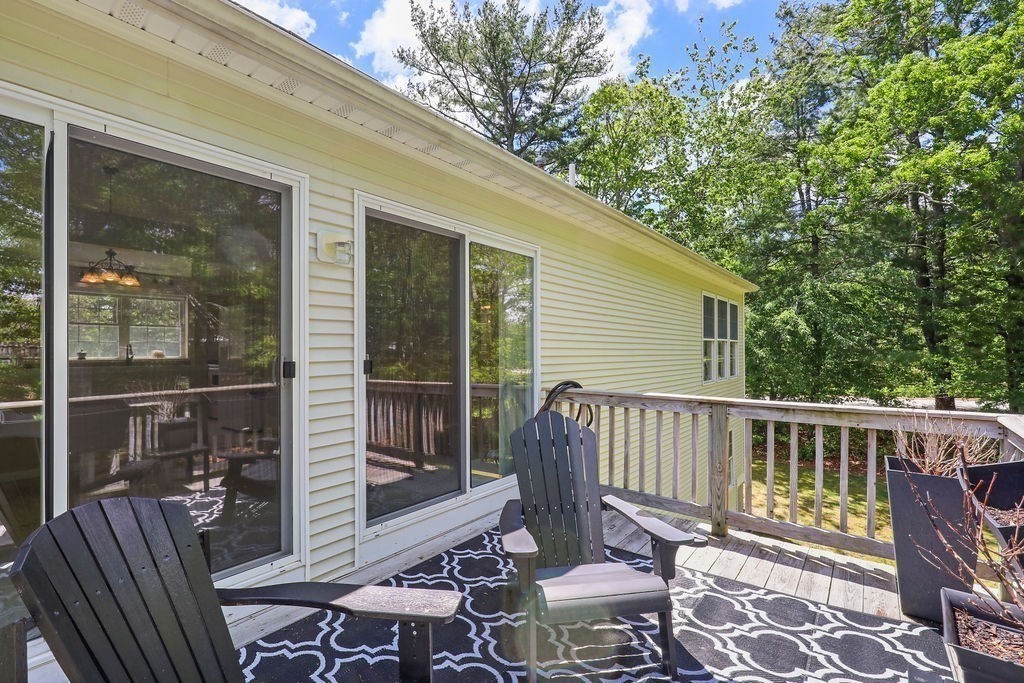 196 Raymond Road Plymouth, MA 02360 - Photo 25 of 42
