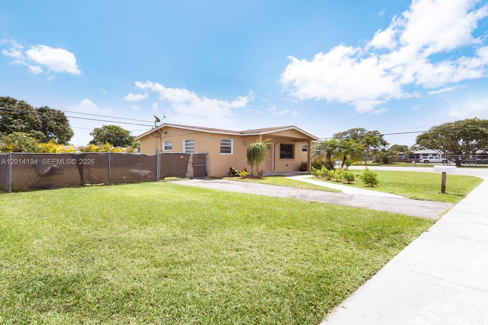 22345 Southwest 118th Court Miami, FL 33170 - Photo 2 of 15