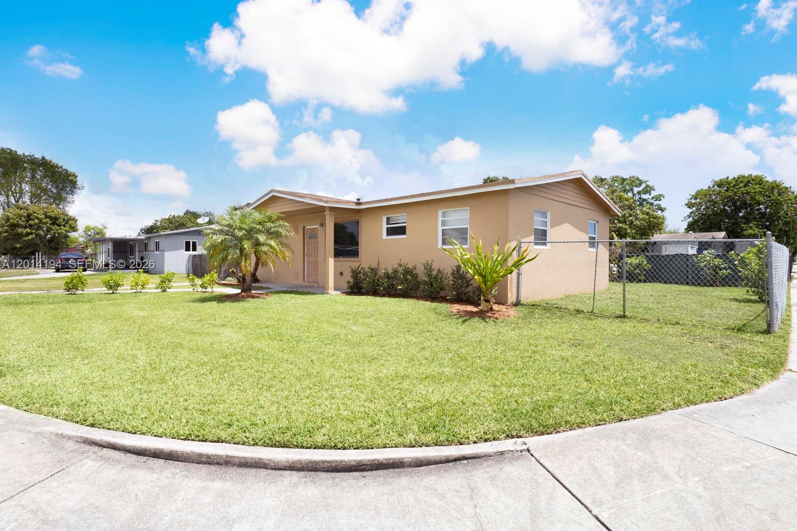 22345 Southwest 118th Court Miami, FL 33170 - Photo 3 of 15