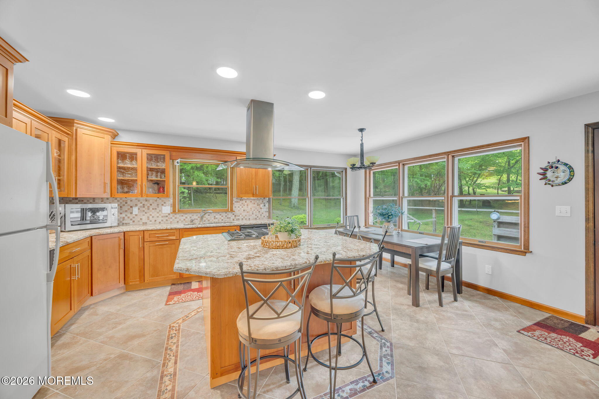 70 Line Road Holmdel, NJ 07733 - Photo 9 of 40 15-web-or-mls-2M1A8834