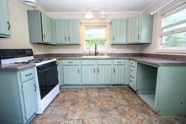 $494,900 | 18124 South Fisher Lake Road, Three Rivers, MI 49093